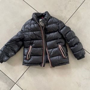 Moncler kid’s puffer size 6